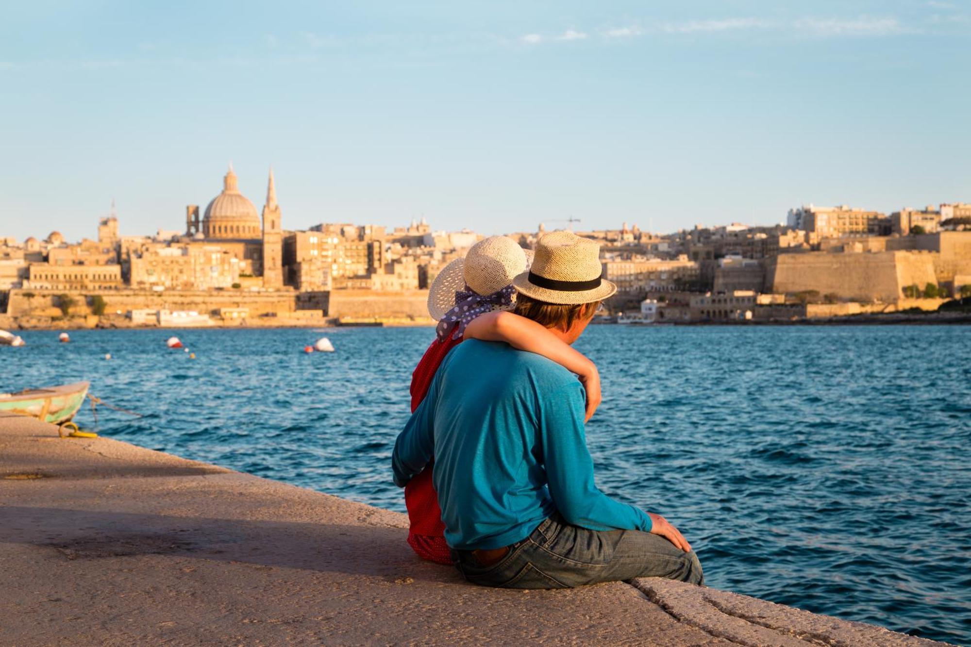 Hyatt Centric Malta Hotel San Ġiljan Buitenkant foto