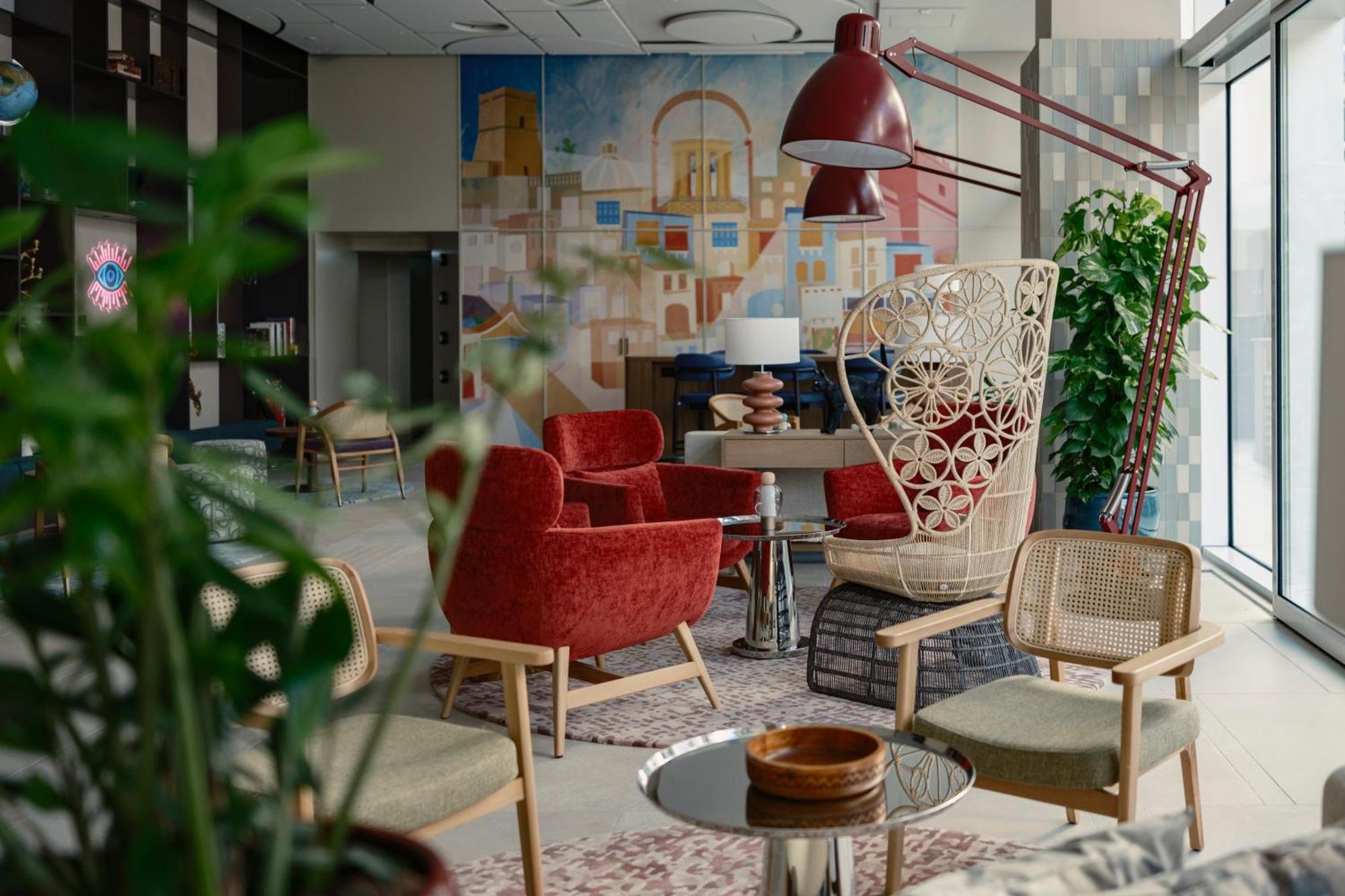 Hyatt Centric Malta Hotel San Ġiljan Buitenkant foto